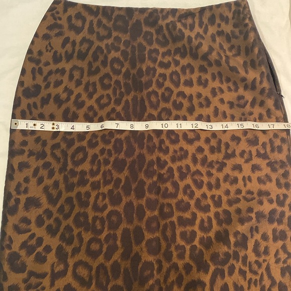 Club Monaco tafetta leopard print skirt - Picture 6 of 10